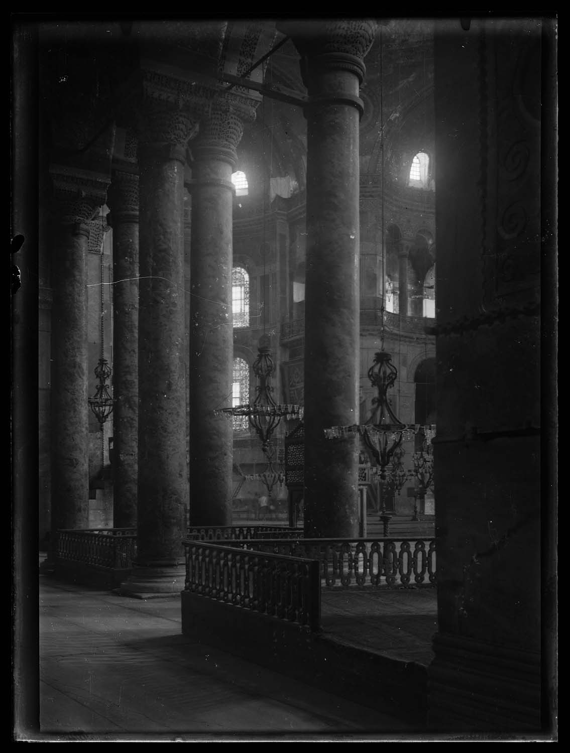 Intérieur de la nef